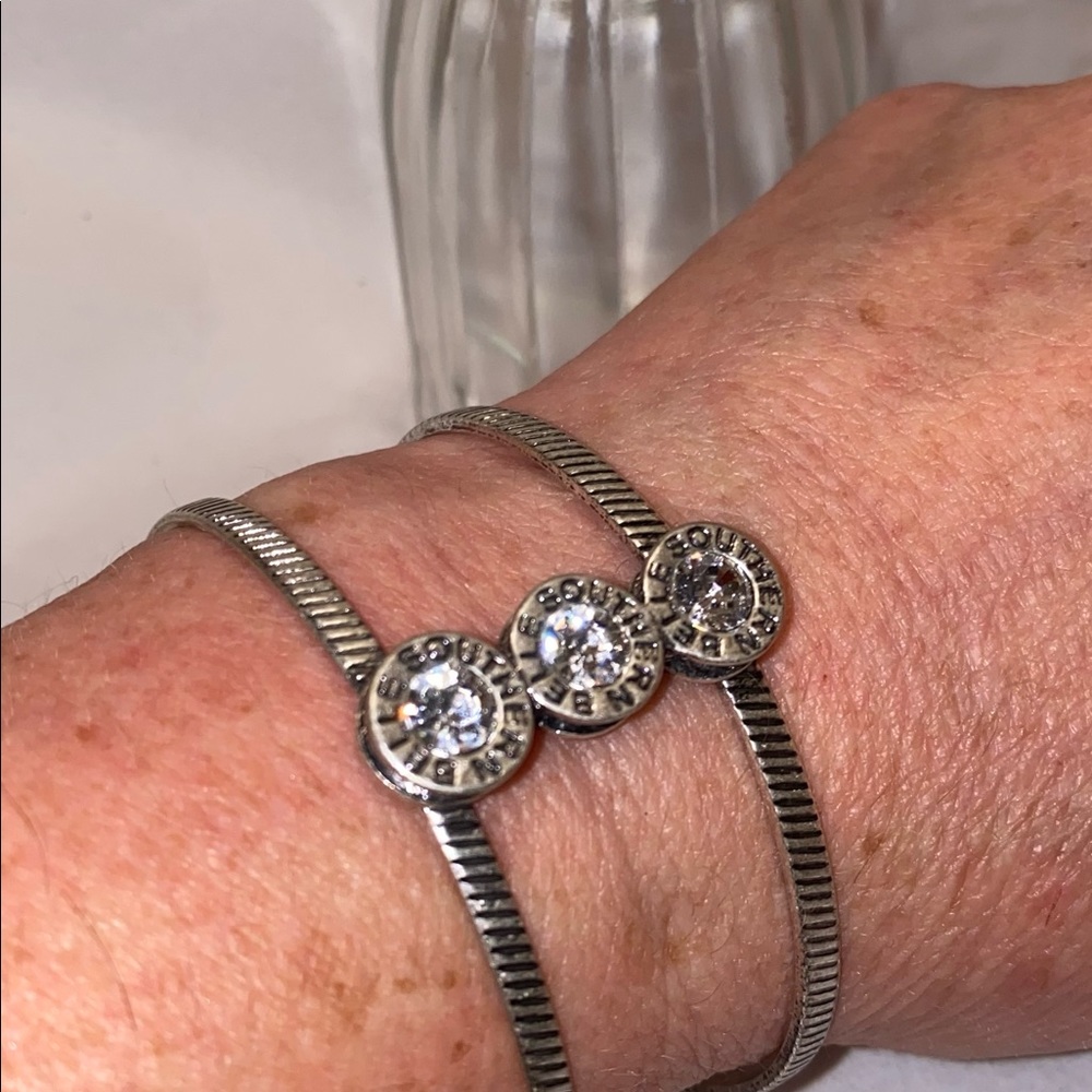 Two cuff bracelets - Picture 8 of 8